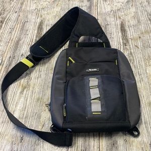 Black Insulated Computer Sling Bag great condition